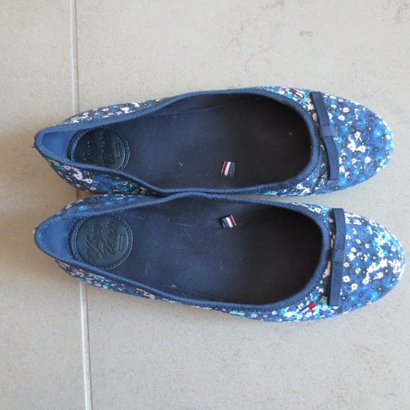Tommy Hilfiger Ballet shoes - LIKE NEW - Picture 1 of 5